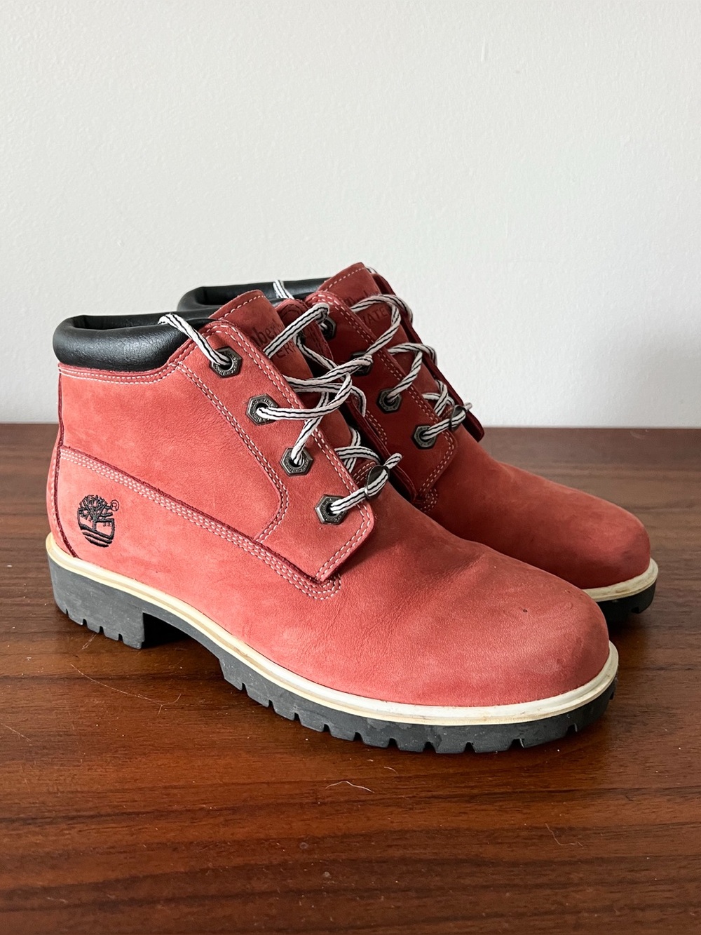 Timberland Women's Orange Red Nubuck Leather Waterproof Chukka Boots Size 7